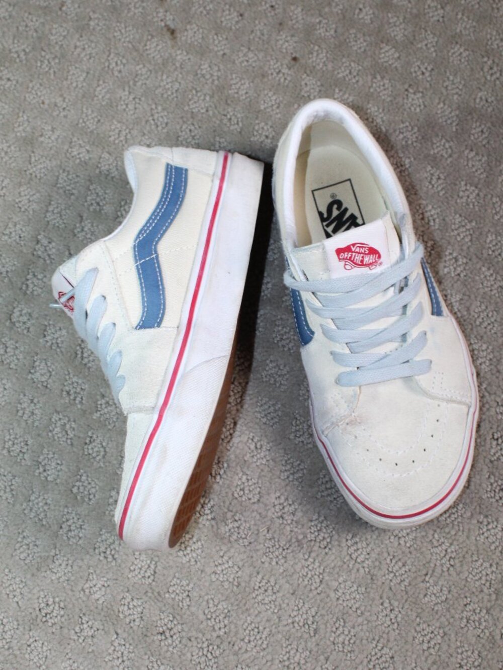 Vans Size 6 White Blue Suede Low Top Lace Up Sneakers